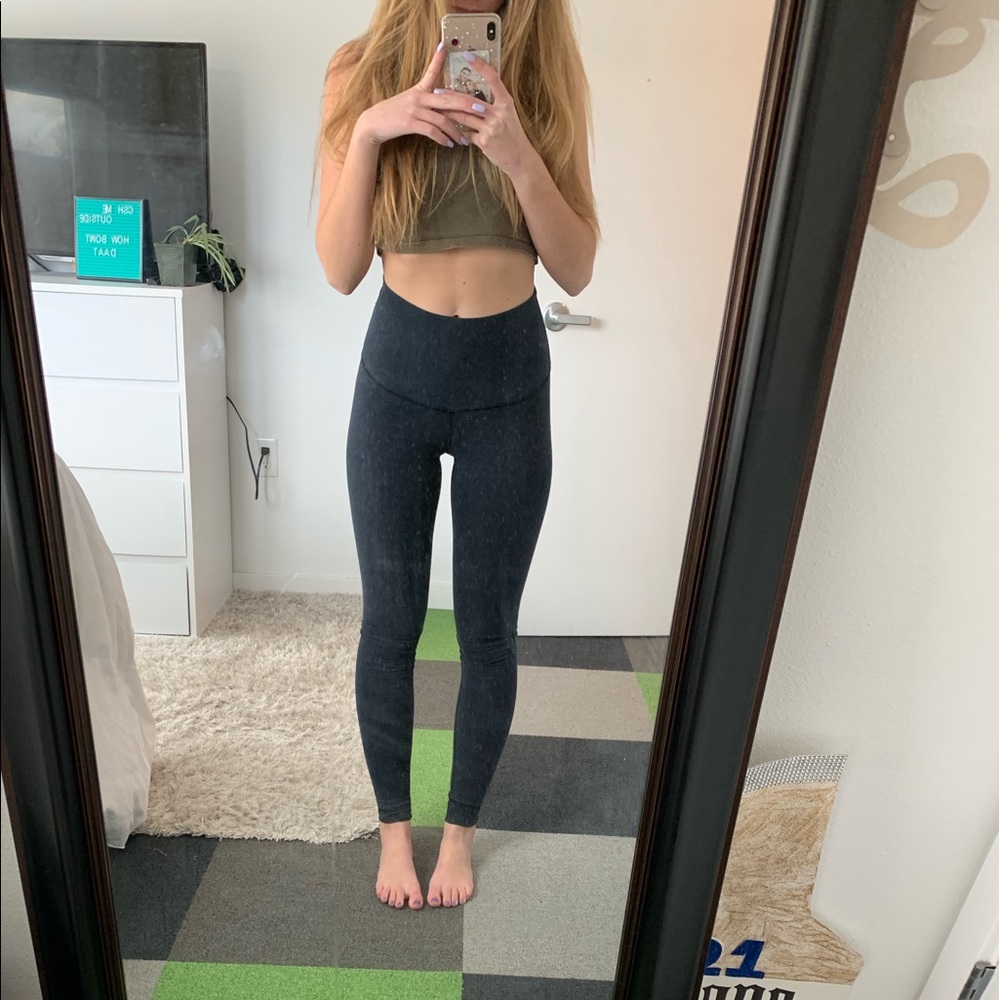 Navy Lululemon Leggings